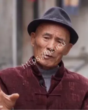 80岁老农建博物馆